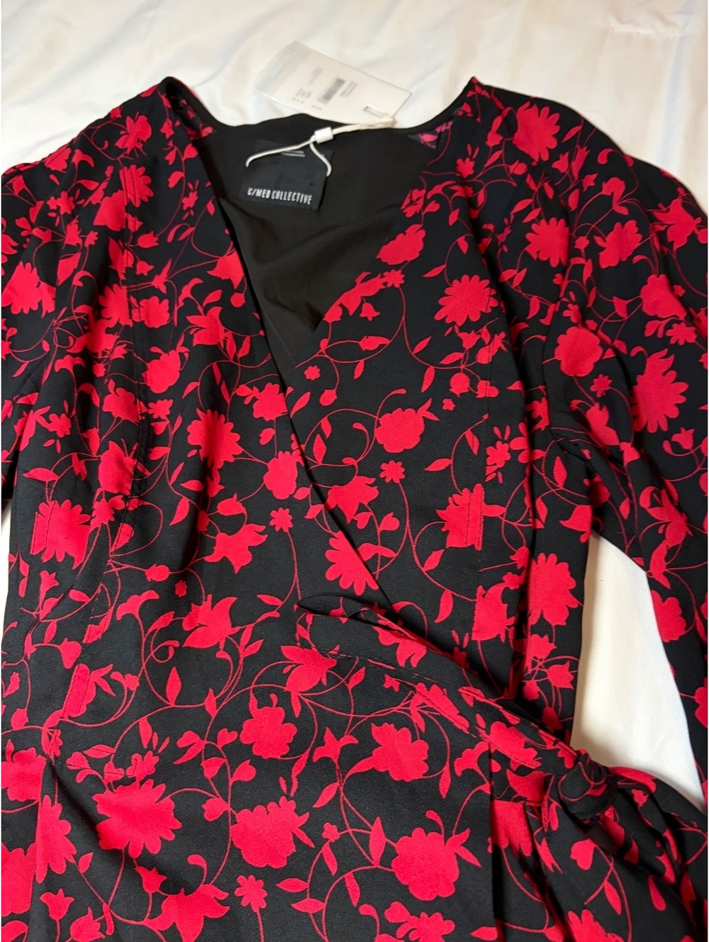 C/MEO Collective Floral Wrap Mini Dress Size S Red Black NWT